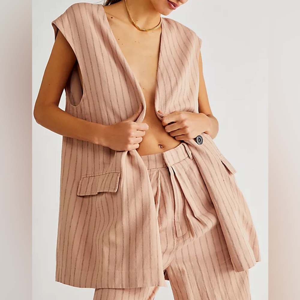 Free People Linen Blend Oversized Pinstripe Blazer Vest
Size M